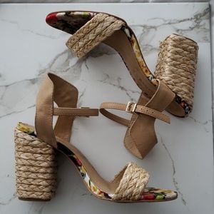 Ralphaella Booz Floral/Rafia Sandals - Sz 9